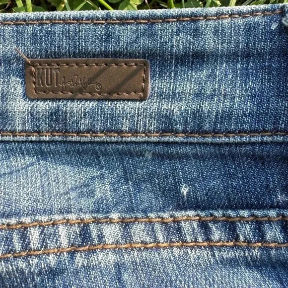 Kut from the Kloth Diana Mid-Rise Skinny Jeans - Picture 7 of 7